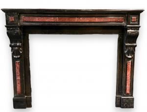 CHM897 - Lareira antiga em mármore preto da Bélgica com incrustações em vermelho francês, século XIX, dimensões 139 cm L x 107 cm A x 38 cm P
